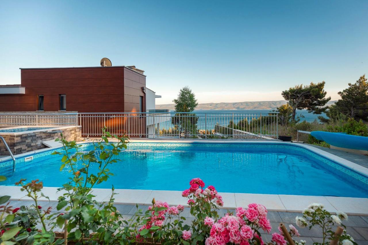 Villa Sara With Sea View And Private Heated Pool Omis Ngoại thất bức ảnh